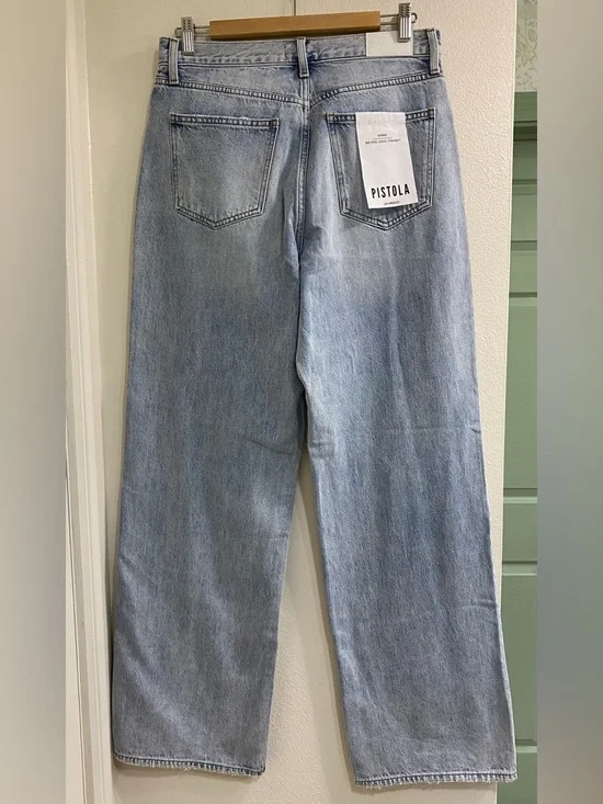 Pistola Light Wash Bobbie Mid Rise Loose Straight Leg Cross Front Jeans Size 29 - Picture 8 of 8